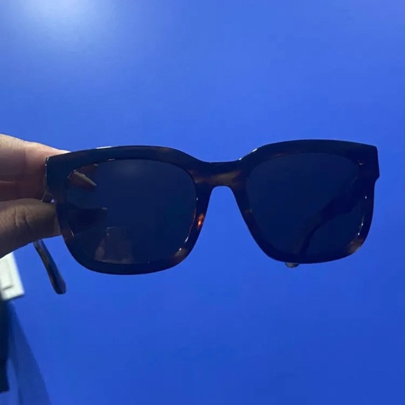 Tortoise hard shell sunglasses New - Picture 7 of 7